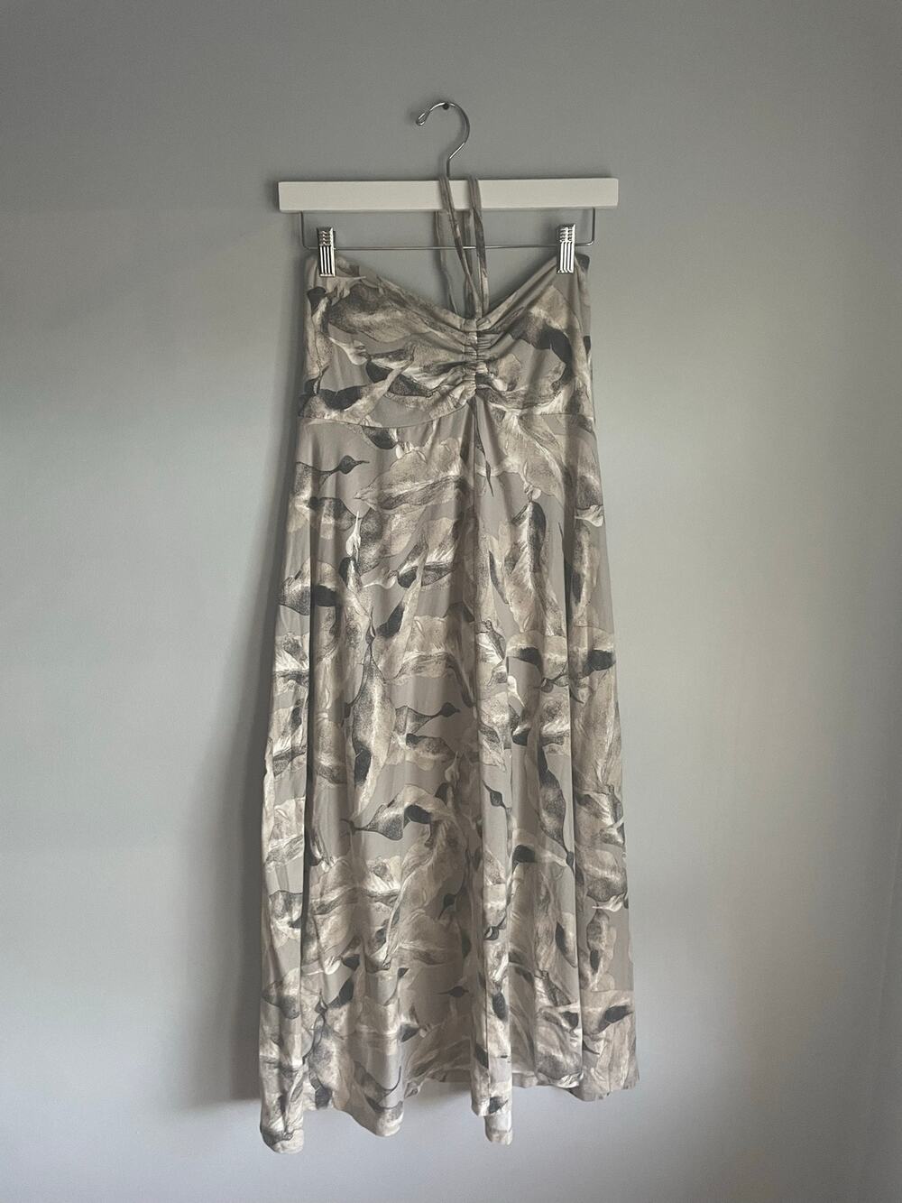 Patagonia Patterned Grey Halter Midi Dress size Medium Organic Cotton Tencel